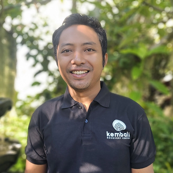 Nyoman Saputra (Putra)